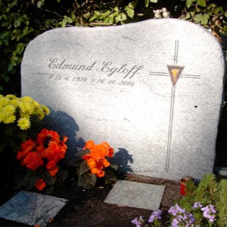 Grabstein-Friedhof-Sandesneben